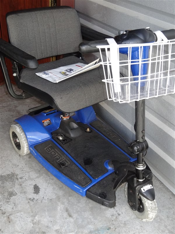 Sonic Pride Mobility Products 3 Wheel Scooter * AS IS * FOR PARTS eBay