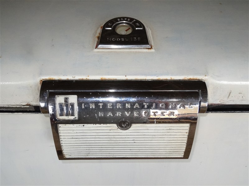 Antique Vintage 1950s International Harvester Deep Freezer Hunter Man
